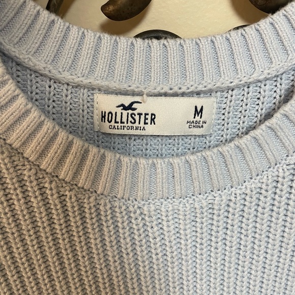 Hollister Baby Blue Knit Sweater, Size Medium - Picture 4 of 4
